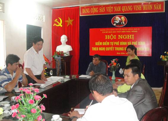 Hội nghị tại Chi bộ NMTĐ Thác Trắng - Đảng bộ CTCP Sông Đà 11